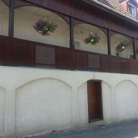 Apartament 6 Targu-Mures Bagian luar foto