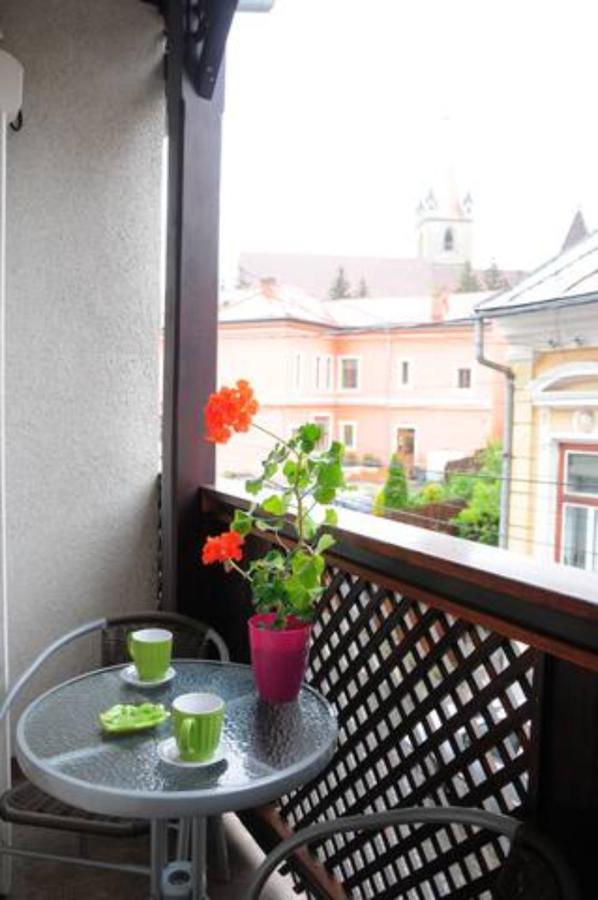 Apartament 6 Targu-Mures Bagian luar foto